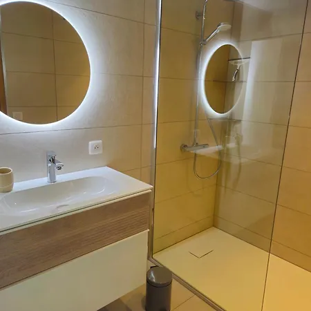 Centre Juan Les Pins 2p White Pearl Apartment Antibes